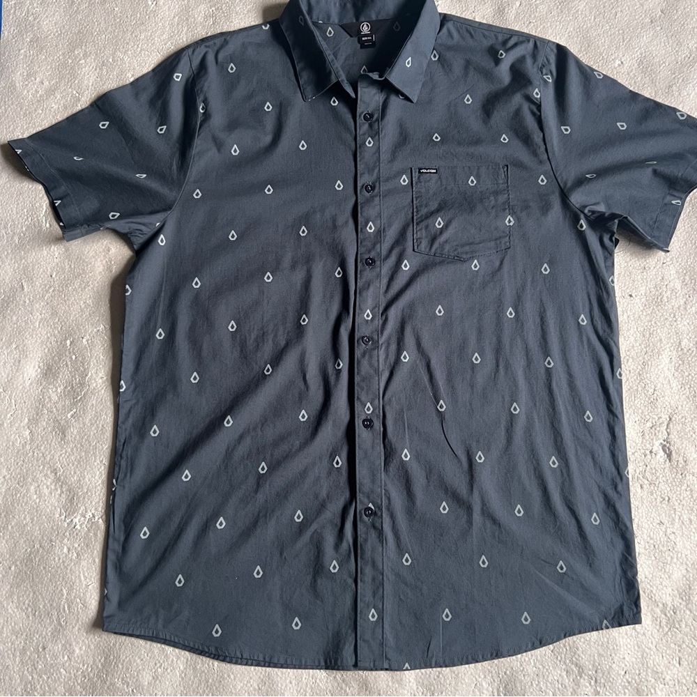 NWT-Volcom Men's Geometric Print Dark Blue/Teal Short Sleeve